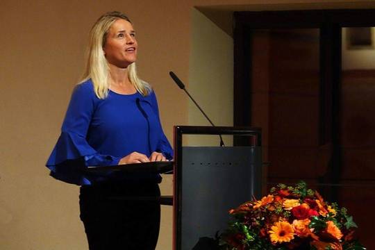 Die Gastrednerin 2018 war die Präsidentin des VdK Verena Bentele - Die Tonleiter zur Goldmedaille